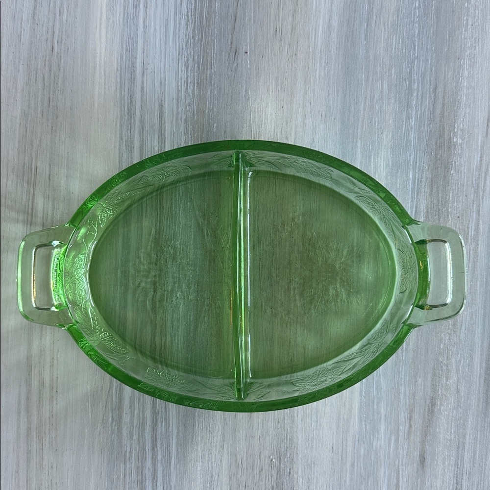 Vintage Jeannette Green Glass Poinsettia Divided Dish Depression Glass